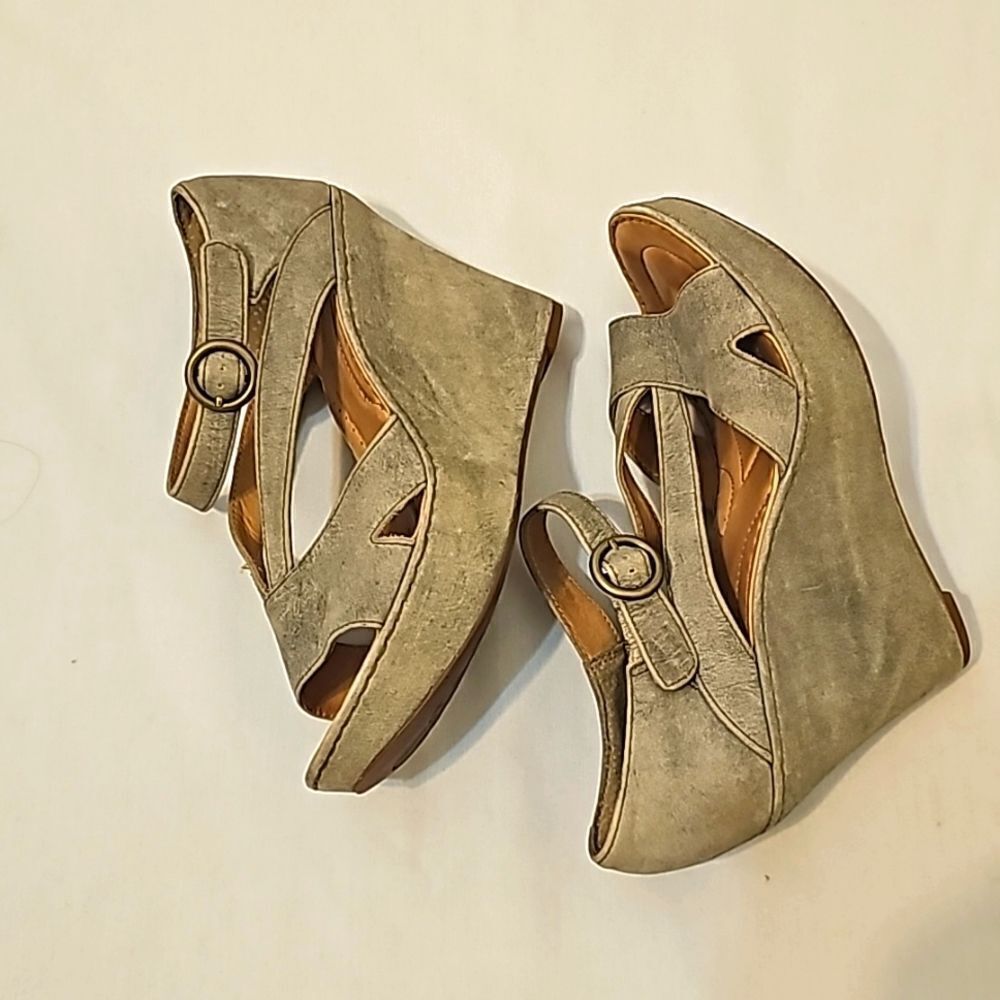 BORN CROWN vintage shoes Wedges size 8
